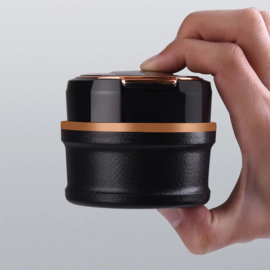 Universal LED Işıklı Yanmaz Porselen Oto Küllük – Kapaklı Dumansız Araba Küllüğü Siyah Gold